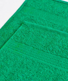 Полотенце махровое с бордюром "косичка" 70*140 ярко-зелёное  (440г/м2)