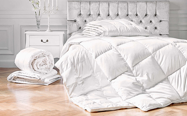 Красивое белое одеяло