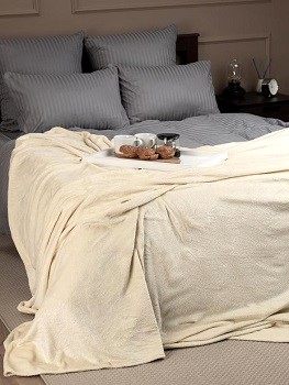 Плед Texrepublic Евро 200*220 Точки шампань