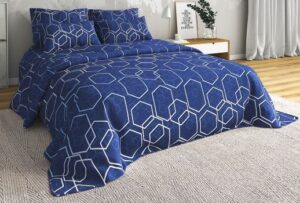 КПБ 2сп макси бязь цветная пл120гр/м2(нав 70*70-2шт,пр220*240)Иван да Марья рис.Светящ.геометрия ООО