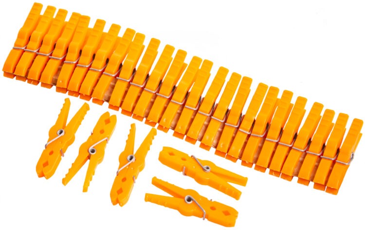 Прищепка для белья пластмассовая