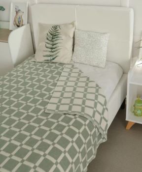 Одеяло ДЕТСКОЕ 100*140  байка геометрия