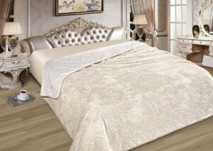 Покрывало Elite c искусственным мехом Евро макси 250*225 арт. М-05