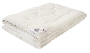 Одеяло НЕЖНЫЙ ЛЁН ЕВРО 200*220, наполнитель волокно на основе льна (300г/м2), чехол сатин